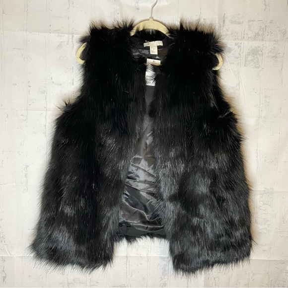 H&M Black Faux Fur Vest Size S - Picture 2 of 6